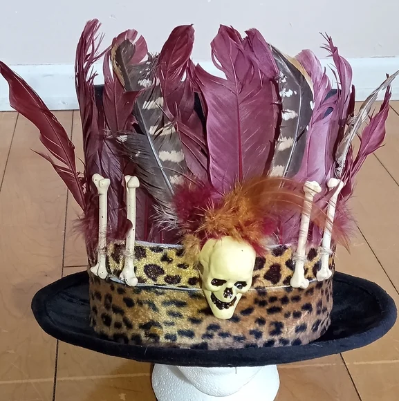 Witch doctor Voodoo top hat leopard print skull bones and feather details - Picture 1 of 11